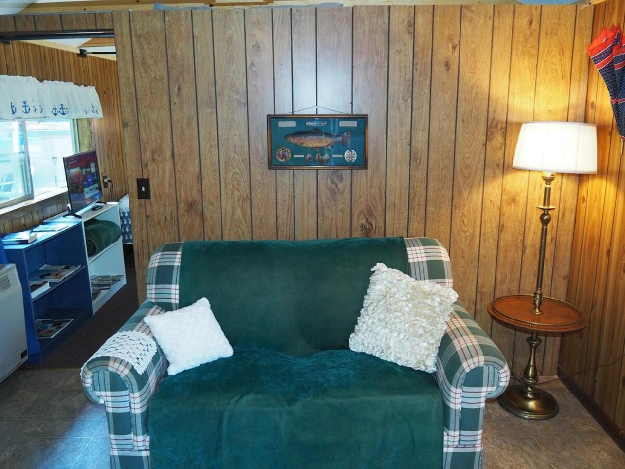 Sleeping Bear Riverside Cabins - Cabin #1 Honor Esterno foto