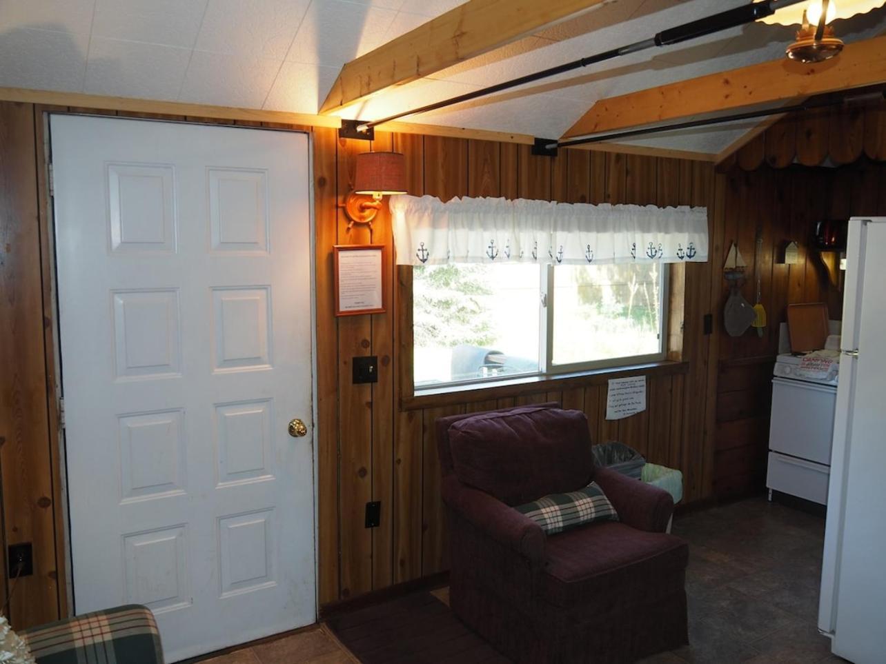 Sleeping Bear Riverside Cabins - Cabin #1 Honor Esterno foto