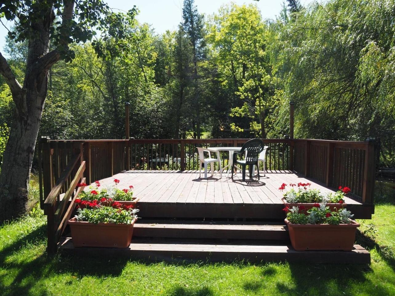 Sleeping Bear Riverside Cabins - Cabin #1 Honor Esterno foto